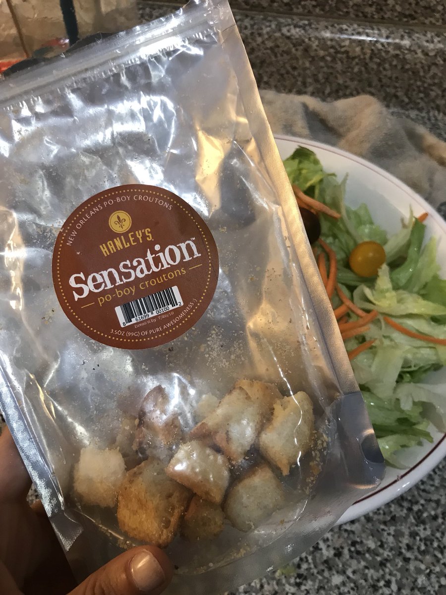 3PlusMeDanielle's tweet photo. Fancying up that lunch salad with some @HanleysFoods Croutons! These are delicious. https://t.co/cuK6Agl2pW