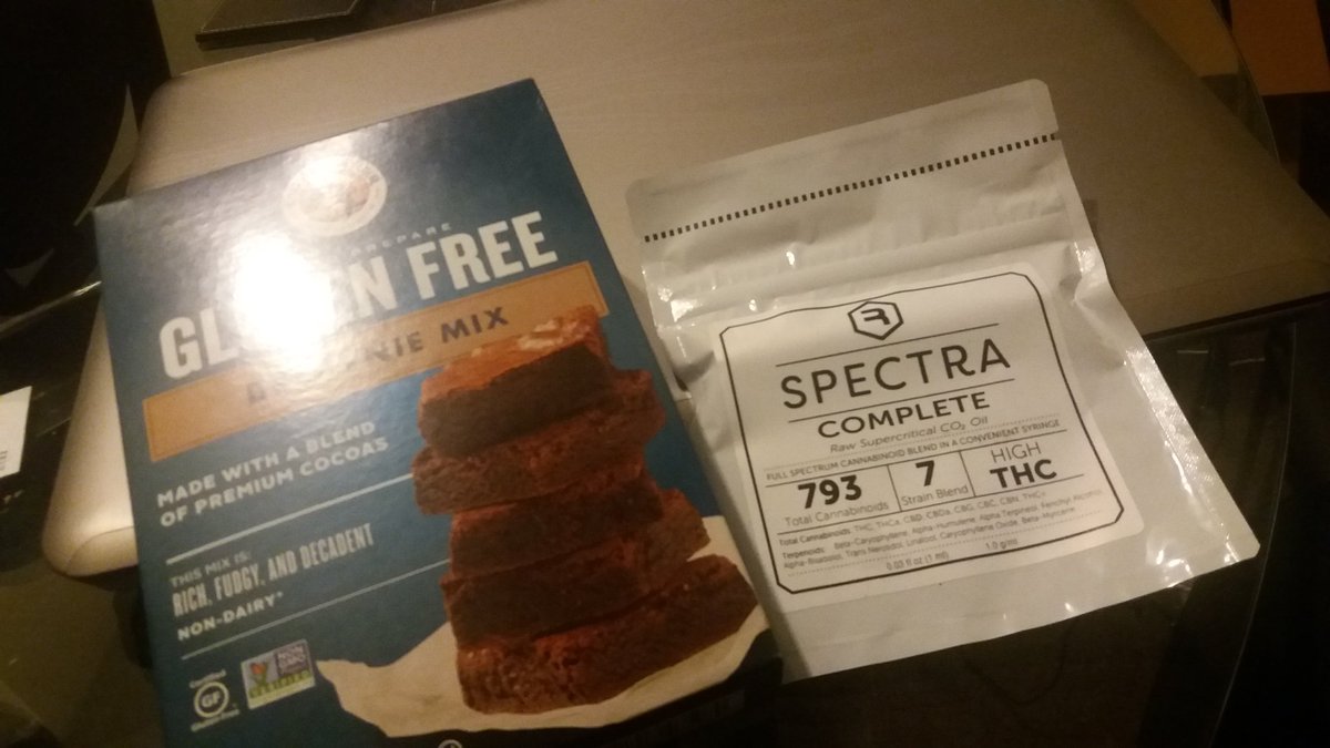 kern_michael's tweet photo. Gluten Free THC Medibles

9 x 88.11mg

#THC #CBD #Cannabis #IllinoisMedicinalCannabis #FuckParalysis #FuckCancer #FuckPain #GimpinAintEasy https://t.co/GvKZfFrbsY