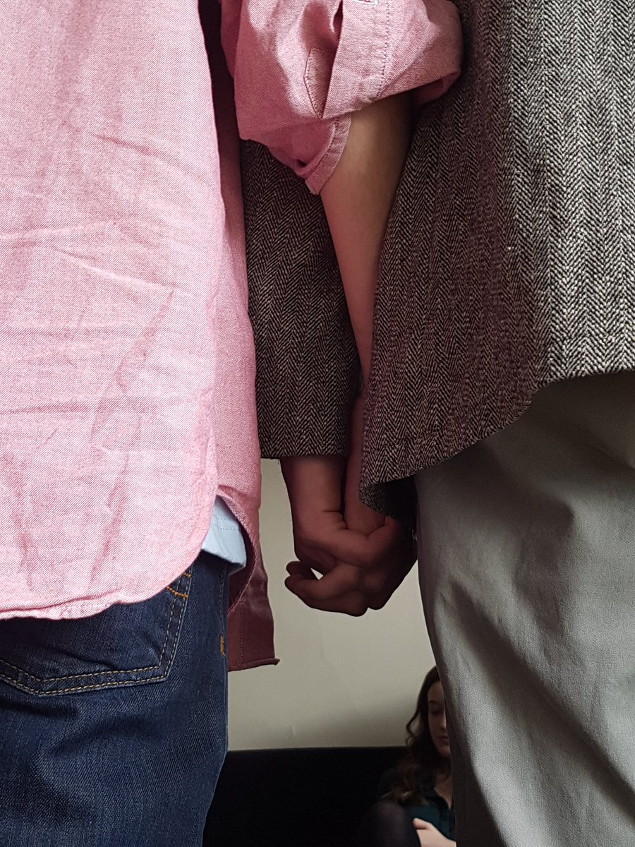 HollyEffect's tweet image. We'll be onstage in one hour and five minutes!  Get your tickets for the Hollywood Effect here: tickets.edfringe.com/whats-on/holly…