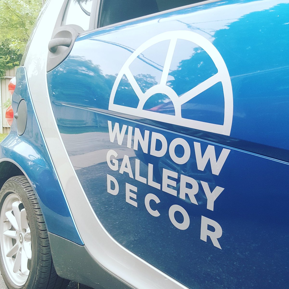 window_gallery's tweet photo. Another tattoo for our little guy. Small, but mighty!
#smartcar #savegas #zoomzoom #freequotes #freemeasurements #freedelivery #onthego #blinds #shades #curtains #panels #accessories #installations #interiordesign #Toronto #homedecor #windowgallerydecor https://t.co/u3ImiWavRC