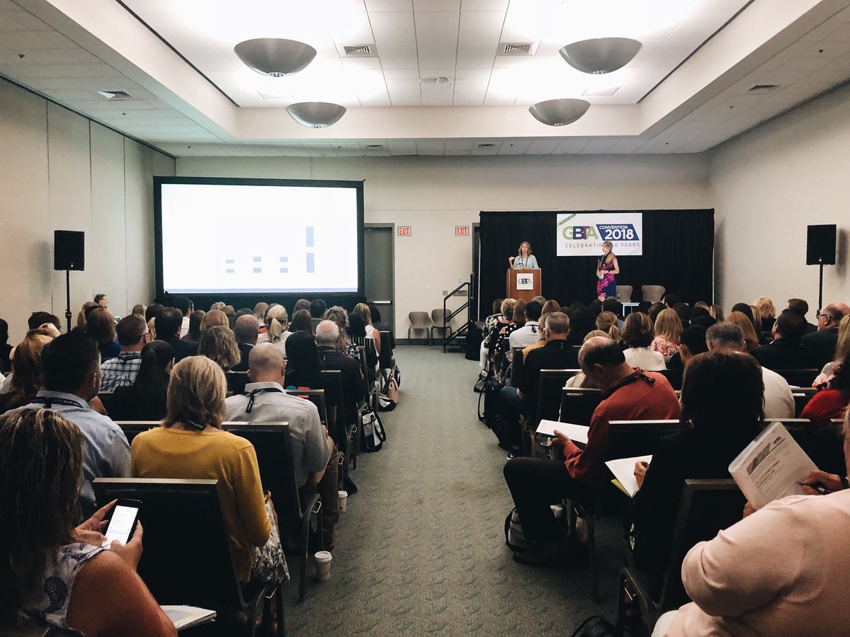 OMNIAPrivate's tweet image. Large group learning #30in30 Procurement Strategies and Tips! #omniapartners #procurment #GBTA2018