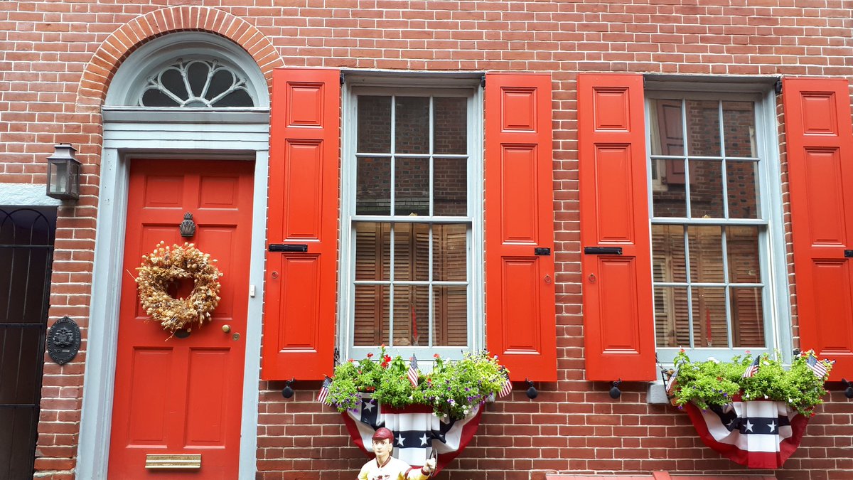 Simona_Ti's tweet photo. Streets of Philadelphia..πΊπΈ
#travel #pennsylvania #usaaddicted https://t.co/A0ZCA0owZF