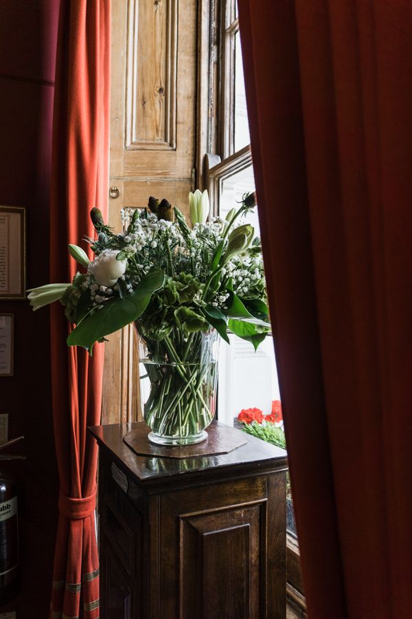 mycustardpie's tweet photo. How to tell the story of a hotel – a photo-walk in Notting Hill https://t.co/JTr7oCQv8l #blogtacular @Blogtacular @chevronseclairs @PortobelloHotel https://t.co/YeJznjiYF9