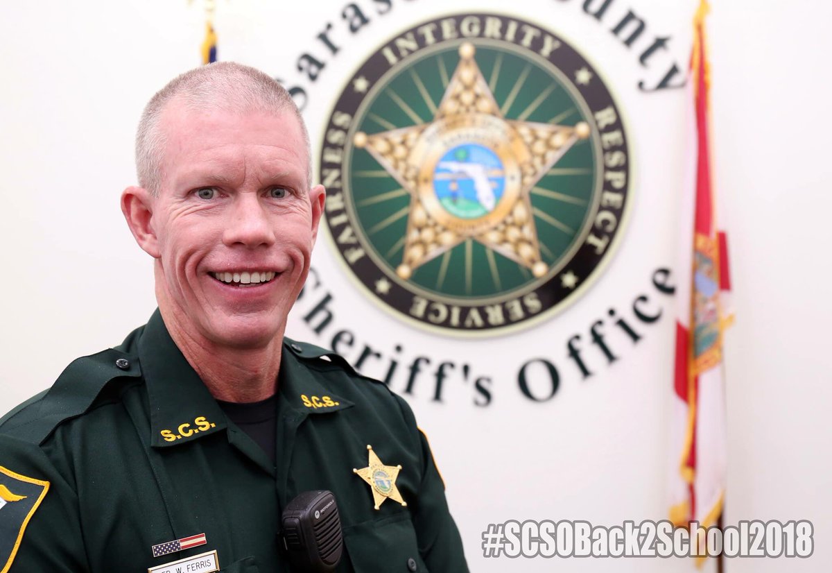 SarasotaSheriff's tweet photo. Meet School Resource Deputy Wayne Ferris! He joined our family in 1995 & is currently assigned to Suncoast Polytechnic High School. Students: If you need Deputy Ferris, you can find him in the main administration building! #SCSOBack2School2018 #GetToKnowYourSRD #BestOfTheBest https://t.co/7YCArg0a3N