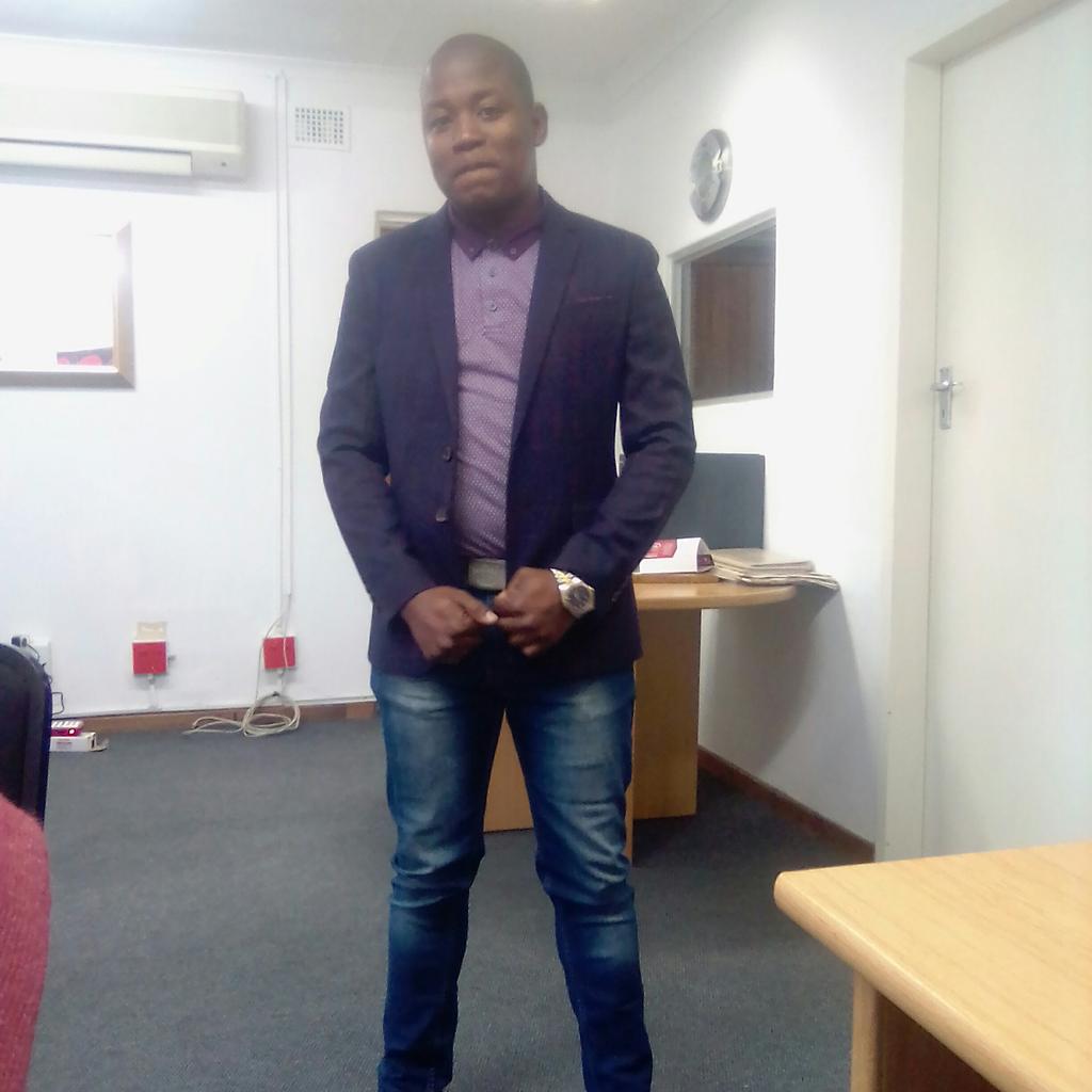 DMogaba's tweet image. #NewProfilePic