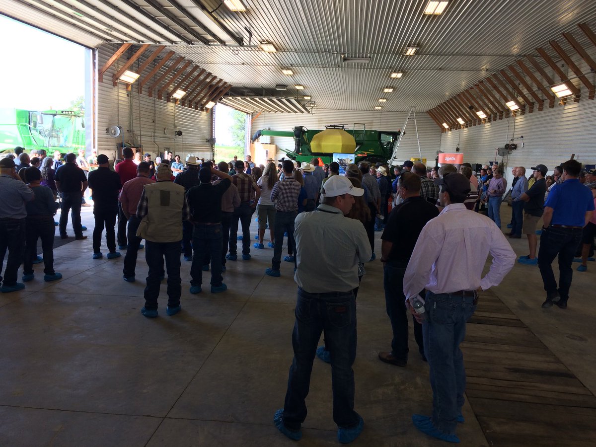 DhelmBeefGuy's tweet photo. The #PreConferenceTour continues on at Van Osch Farms, Mount Carmel Ontario! Another beautiful Feedlot facility! Thanks to @99BVO and the rest of the Van Osch family for hosting! @CDNBeefConf @ONCornFedBeef https://t.co/o70iddIZrZ
