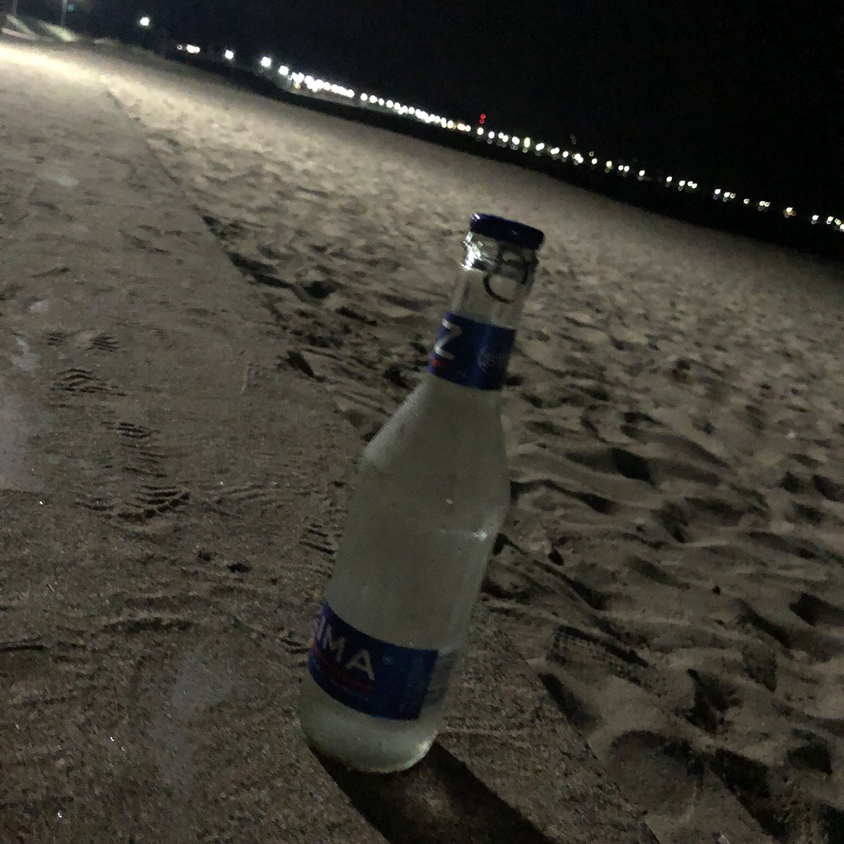 RemiliaZero's tweet photo. 波音聞きながらは良いぞぉ https://t.co/rmvfYvqW0c