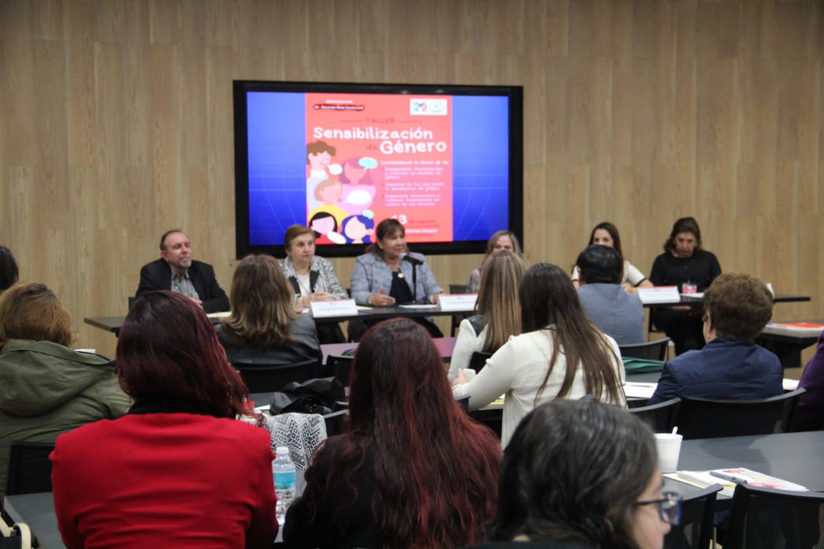 OnmpriNacional's tweet photo. Inauguramos el Taller "Sensibilización de Género" impartido por el Doctor Ricardo Ruiz Carbonell para las y los trabajadores del Comité Ejecutivo Nacional del @PRI_Nacional. https://t.co/scFlOg3DzK
