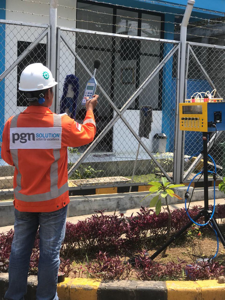 pjk3pgas_sol's tweet photo. Semarang, 13 -14 Agustus 2018 : Pemantauan 24 jam kualitas udara ambien di offtake station PT Perusahaan Gas Negara (Persero) oleh tim sampling PJK3 PT PGAS Solution #PJK3 #Lingker #K3 #UKLUPL #Amdal #Solutionation #Sinergi #PGN @pgas_solution @Gas_Negara https://t.co/ILWpXTJIAl