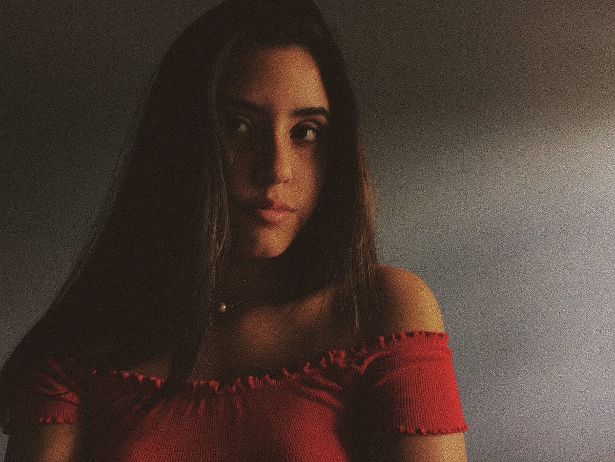 allyahdelrey's tweet photo. you can pretend you don’t miss me, you can pretend you don’t care. https://t.co/knUfaPxBxK