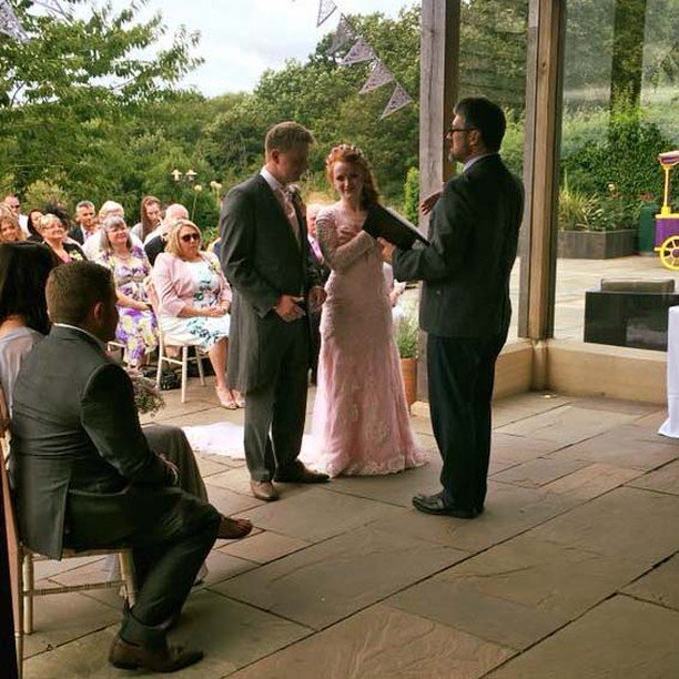 Krystel and Danny saying their vows this weekend at Ladywood #bride #groom #civilceremony #ladywoodestateweddings #pavilion #weddingguests #summerweddings2018 #weddinginspo #countryhouseweddings #countryweddings #leicestershireweddings #rutland #leiceste… ift.tt/2MEvuJ5