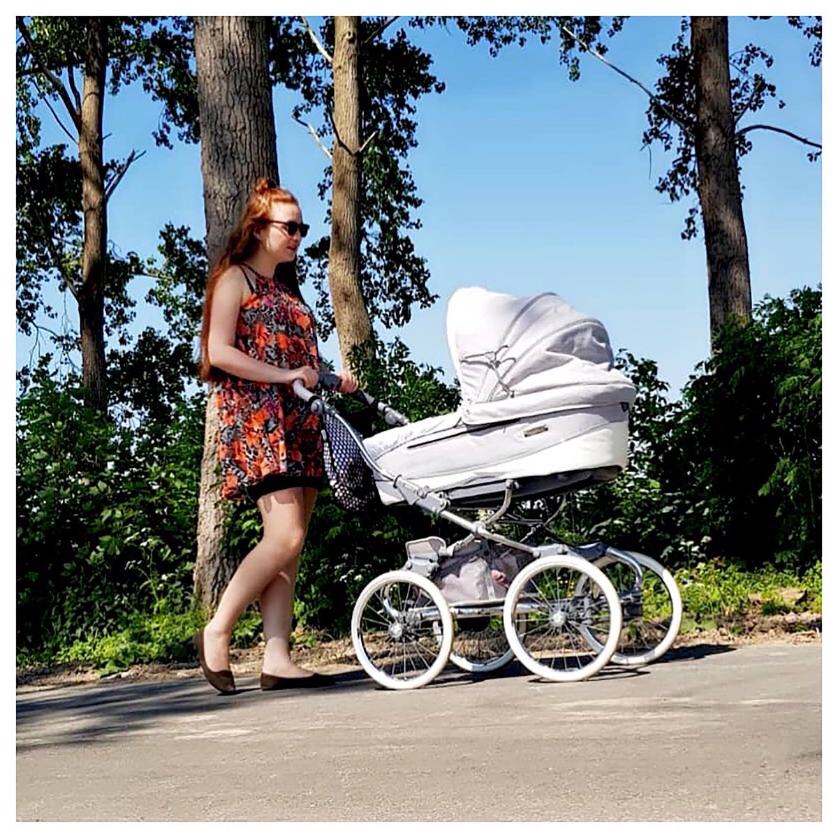 BebecarUK's tweet photo. Thank you for sharing your mother-daughter walk with us - We hope you make many more memories with your Bébécar 💗 (Instagram: cheyboox) https://t.co/W0hfRng2Ja
