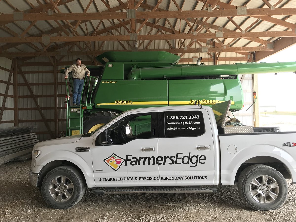 #SmartFarmingIs having my man Dana install the gen 2 canplug!