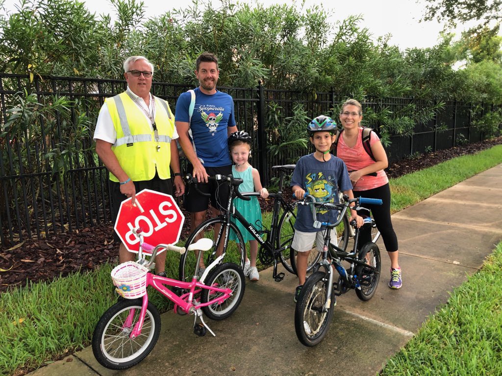 HCSOSheriff's tweet image. Our #HCSO Crossing Guard Tom Martin has been with Westchase Elementary School for 3 years, building bonds with both parents and students. We’re proud of the hard work he and other #crossingguards put in each day in the hot sun to keep our kids safe! #TeamHCSO #BacktoSchool