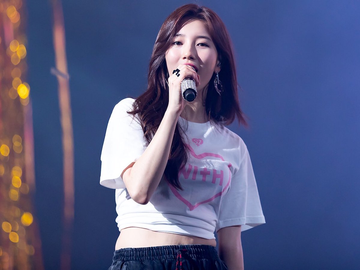 junsuzy3298s's tweet photo. 180707 SUZY 2018 Asia Fan Meeting Tour 
   'WITH`In Seoul
🌌🎉SUZY💞
#SUZY #수지 #WITH #スジ https://t.co/ff4rK9sTLr