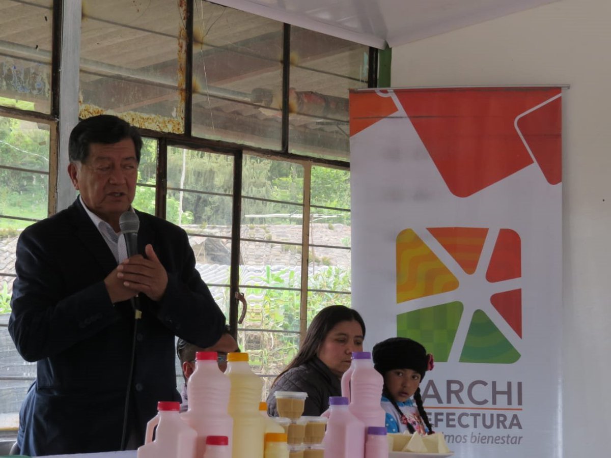 GobAbiertCarchi's tweet photo. Se realizó la reactivación de la planta de procesamiento de lácteos de la Asociación Agropecuaria Sierra Norte
Se entregó las notificaciones sanitaria y se firmó un compromiso por parte de la Prefectura para la entrega de una yogurtera d 300 l de capacidad https://t.co/NvZ1IB01LU https://t.co/PKDydSUAZf