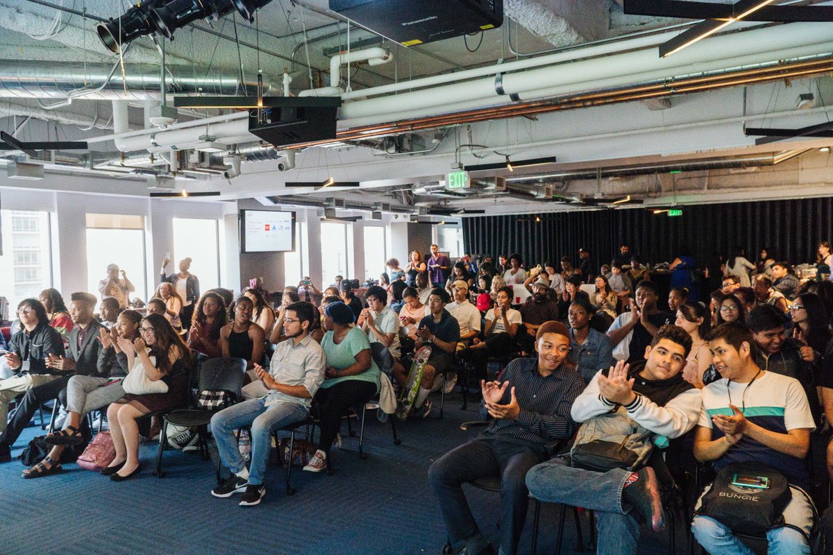 hackthehood's tweet photo. After 6 weeks, 2 cohorts, 4 professional development workshops, and 7 business trips, we gained 42 new alumni this summer. 🙌👏💪 

We highly recommend you check out the full album at https://t.co/LmmTn9G14q 👌 https://t.co/N7d9dvW4kD
