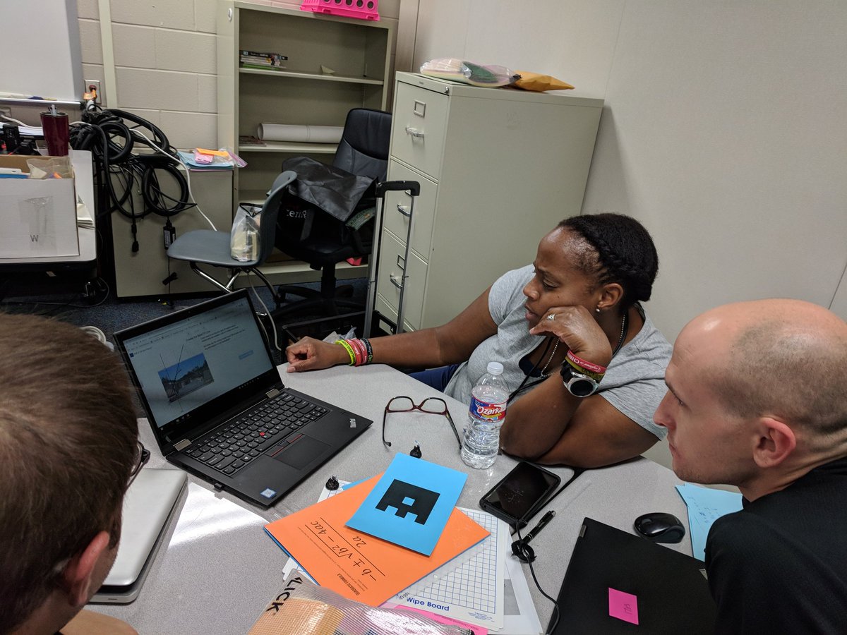 WGiSA's tweet photo. Will it hit the hoop? @Desmos @cfisdmath #cfisdmath4ALL https://t.co/x8WeNtDQa7
