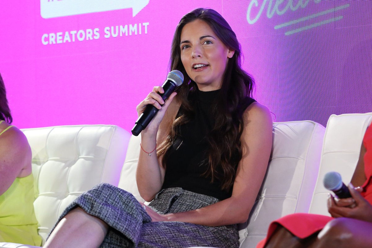 kmin's tweet image. Big thanks to @BlogHer for having me speak at last week's #BlogHer18 conference! It was a ton of fun to share the stage w/ fellow badasses @thesecond_shift @tdufu @BonnieFuller @annie_wang 🙌