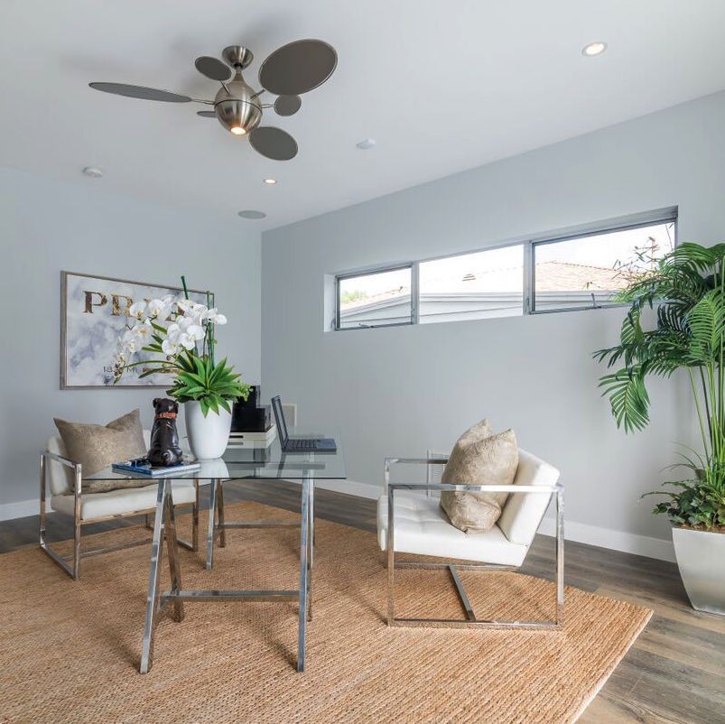 PrimeFiveHomes's tweet photo. When a private office is this #pretty, how can you get any work done? https://t.co/g2lRSYFO8n