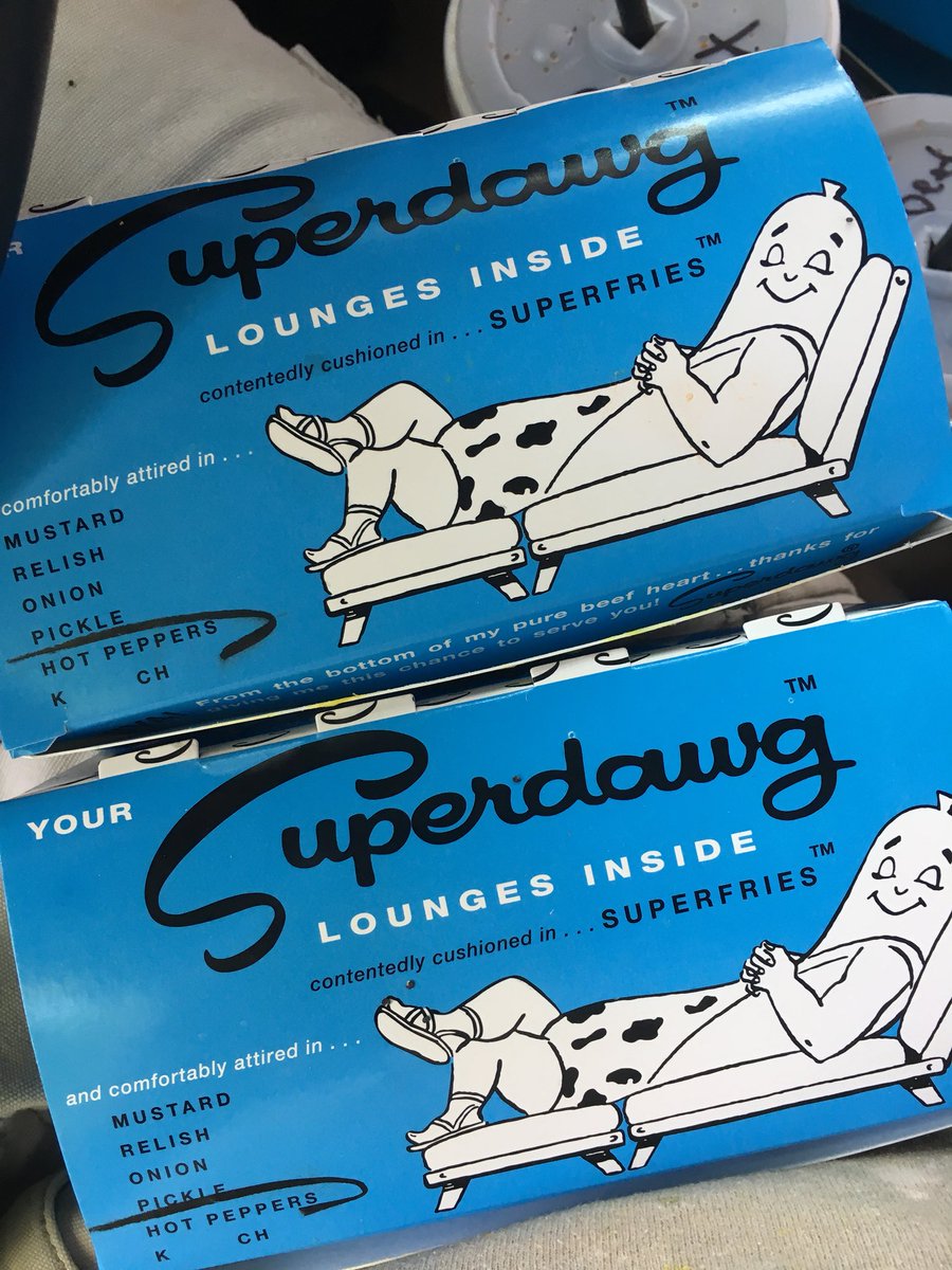 rwagnerful's tweet photo. Took a drive in
#drivein #carhops #superdawg #atthedrivein https://t.co/nxpSLo5PTU