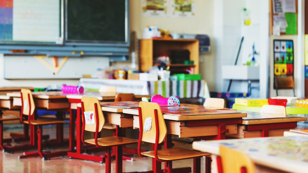 EducationSC's tweet photo. This week, teachers are heading back to their classrooms to get ready to welcome students for the 2018-19 school year. Students, we’ll see you next week! https://t.co/NBxtIdg8C0