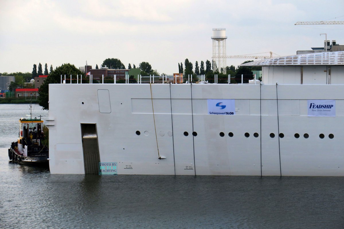 Dutchyachting's tweet photo. Today saw the technical #launch of the 99.5m/ 326'5" #Project1008 at #Shipyard #Slob in #Papendrecht. The successor of the recent launched #Feadship #Anna will go on transport to #Makkum soon for her final fitting out. Photos by @DutchYachting https://t.co/X3cgdIfsTl
