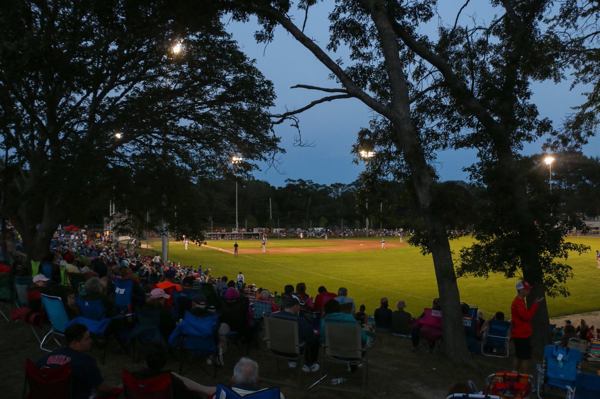 Another @Official_CCBL season officially in the books. Thank you to all the players, fans, coaches, front office, interns and all those that make this place so special.