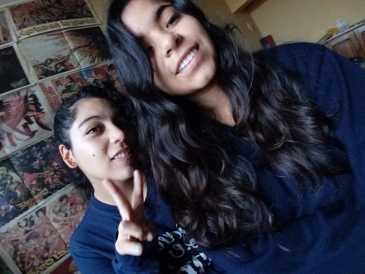 AilynRamosCano's tweet photo. I love you onee-chan 😊😊😊❤ 

#Sister #iloveyou #togetherforeverlive #blue #animes 😁😁😁😁 https://t.co/zlEgVyvDLg