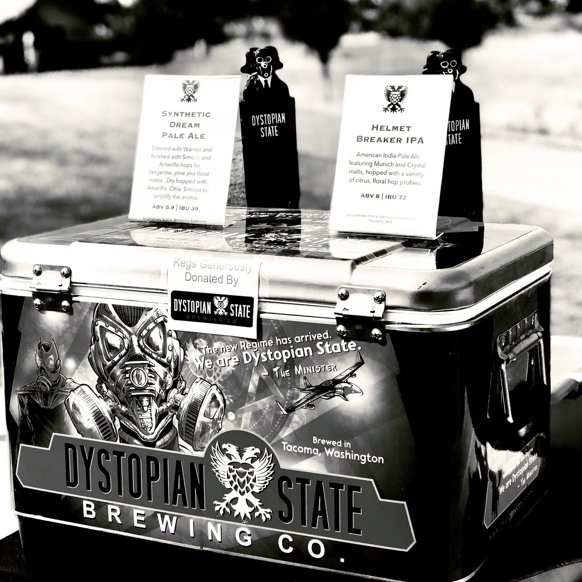 dystopian_state's tweet photo. We are proud of #HelmetBreakerDIPA #SyntheticDream and #Heliophant for supporting our local hospital today in Lakewood!   
.
.
#craftbeer #dystopianpromise #NWhealthy @franciscanhealth  #moderationiskey #diversityandinclusion https://t.co/HV2BmzwbNc