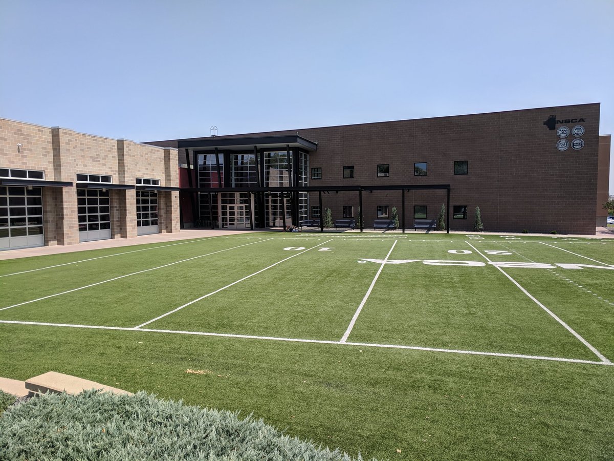 bestweightroom's tweet photo. 🥇NSCA Performance Center - Colorado Springs (CO)🥇 https://t.co/WJBwtSO9hI