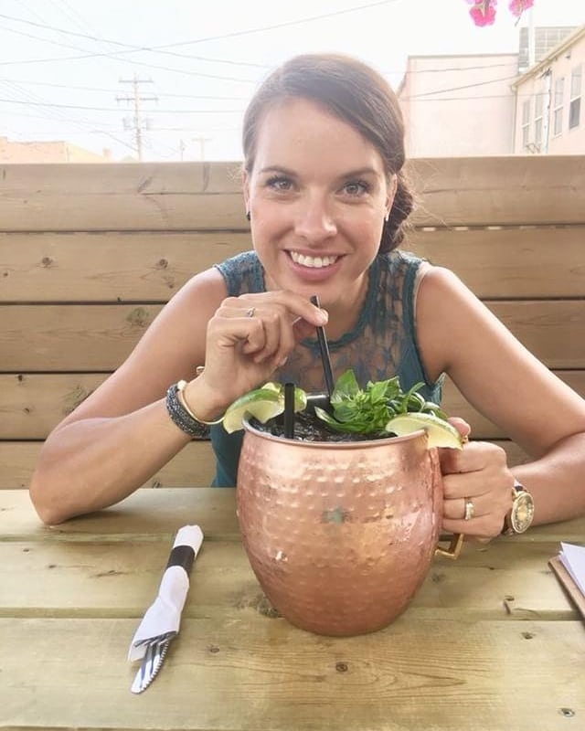 cilantro_chive's tweet photo. Question is... do you think you can handle Moscow Mule Monday? 🤔

Our "Super Pack" Moscow Mules are ready for you and the whole crew!

#DrinkLocal
#MoscowMules #Lacombe 
#CilantroAndChive https://t.co/7ETpcRqIEs