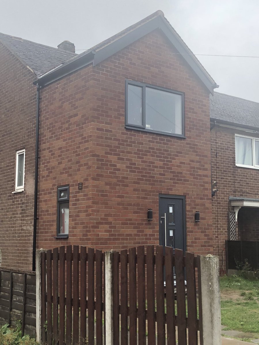 BrhBuild's tweet image. Double storey extension looking #fantastic now.....👌 #upvc #windows #extension #builder #renovation #greatjob