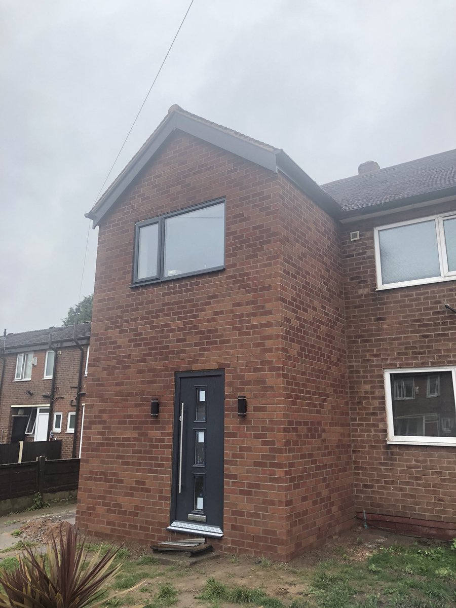 BrhBuild's tweet image. Double storey extension looking #fantastic now.....👌 #upvc #windows #extension #builder #renovation #greatjob