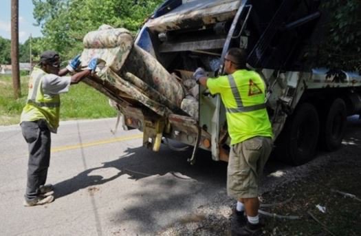 Fall Heavy Trash Pick-up is underway through October 19. Follow the link for more information: evansvillegov.org/eg…/apps/document/center.egov…
Use this link for the collection schedule and view the trash collection maps on the City’s GIS website: evansvillegis.com