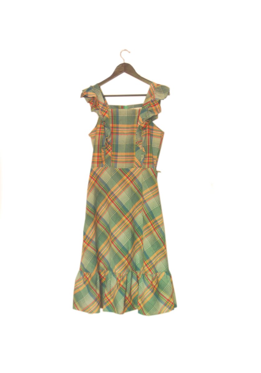 smistel's tweet photo. Green Girly Sleeveless Diagonal Checked Summer Dress Vintage With Ruffle Sleeves Retro Style Country Girl https://t.co/ubmPNZ58oc via @Etsy #vintage #dress #countrylife #summer #ruffle #checked #Retro #green https://t.co/gdCMkbnfkf