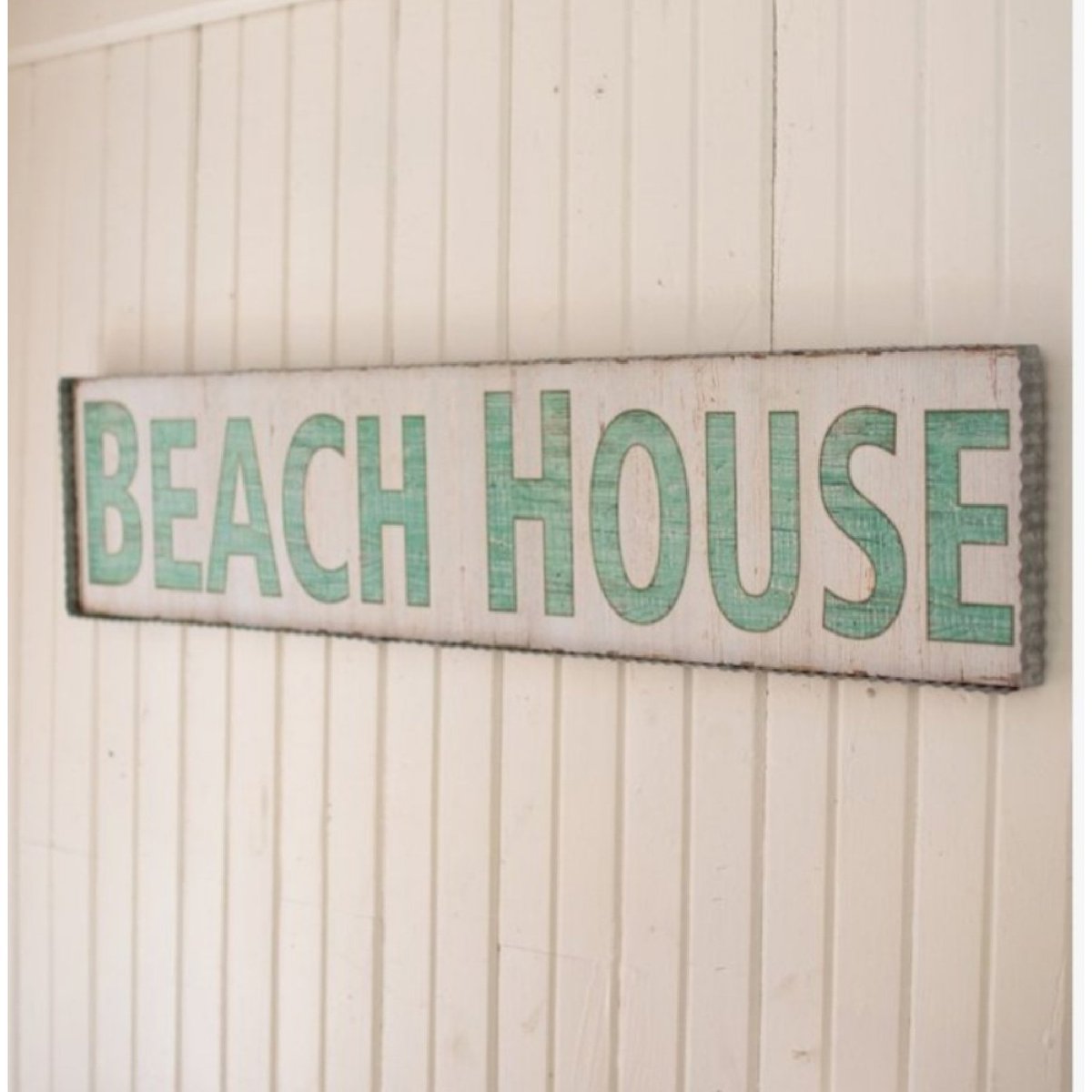 $65 Beach House Sign

This amazing sign is: 42'w x 9't! It's almost 4 feet wide and ships for just $10!

snapdragonhome.com/collections/si…

#beachhouse #beach #sign #beachsign #beachbum #beachlife #mondaymotivation #monday