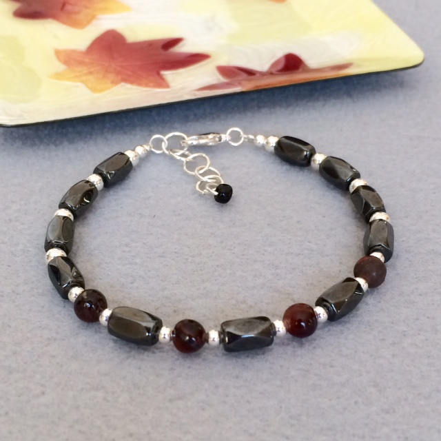 etsy.me/2P4BfBz Hematite Red Tiger Eye Bracelet #handmade #jewelry #bracelets #womensbracelets #beadedbracelet #hematite #tigereye #redtigereye #gemstonebracelet #braceletaddict #braceletlove #armcandy #bohochic #bohostyle #casualfashion #etsyseller #etyshop