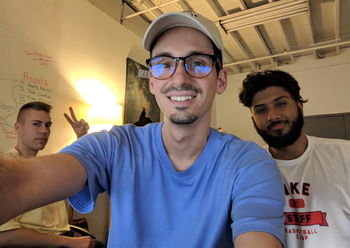 Monday night team meetings with the boys! Let's go 🤓 #MondayMotivation