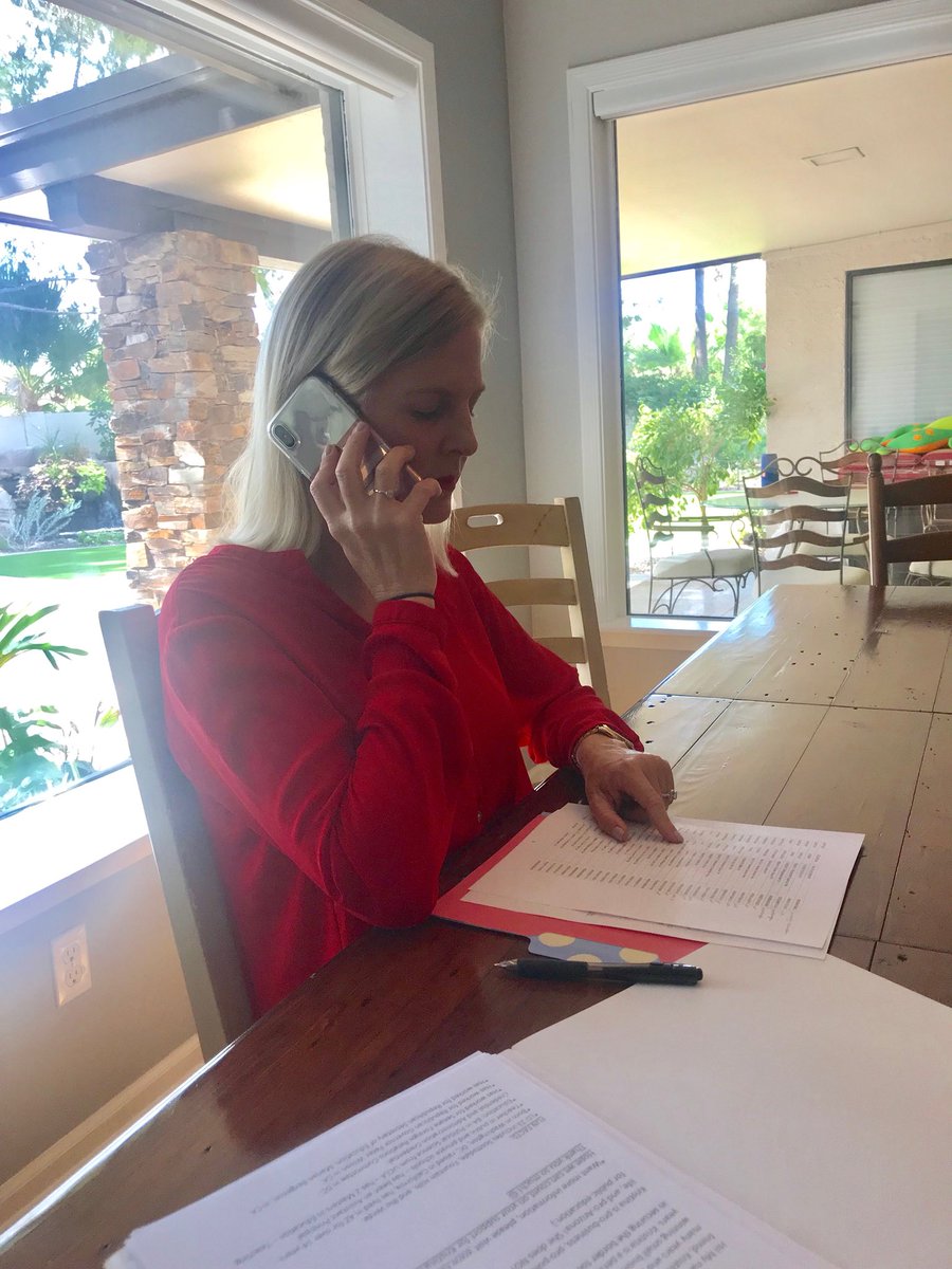 KellyForLD23's tweet photo. Every vote counts in #LD23 and this phone banking team of friends + volunteers helped us reach 800 voters this weekend! #LeadRight 🇺🇸 https://t.co/uVV9fGlAbd