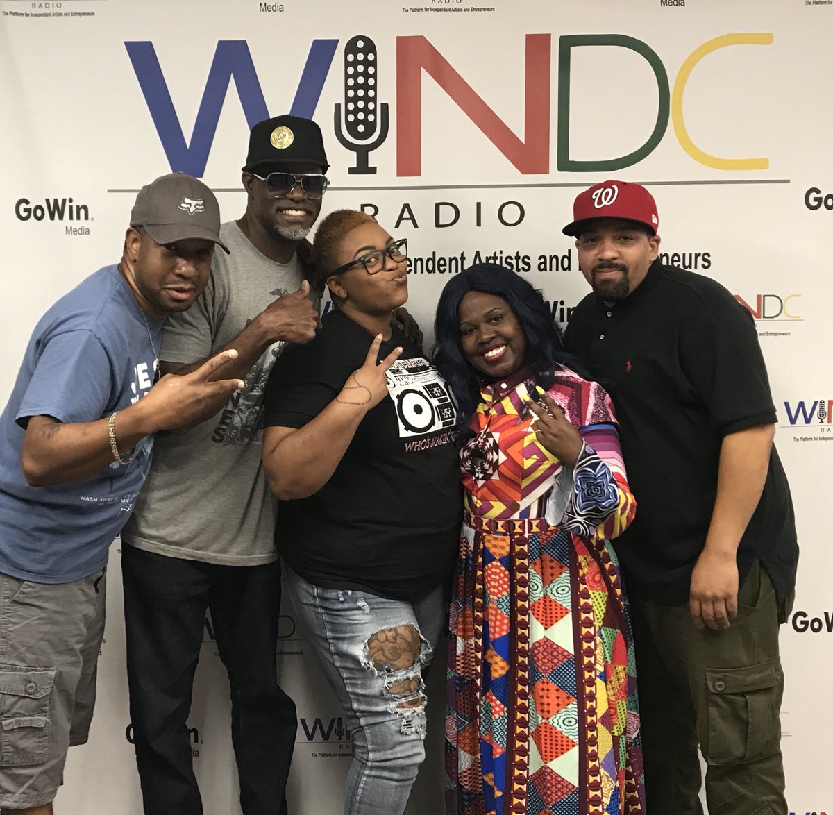 Comedy_Chapel's tweet image. Thanks to all who caught a few minutes of tonight’s show! Too much fun! We are ready to do it again next Monday, 6pm, on @WINDCRadio!!  Thanks to our guest Ida DivasDen Bullock @CurtGaskins @KELZonline