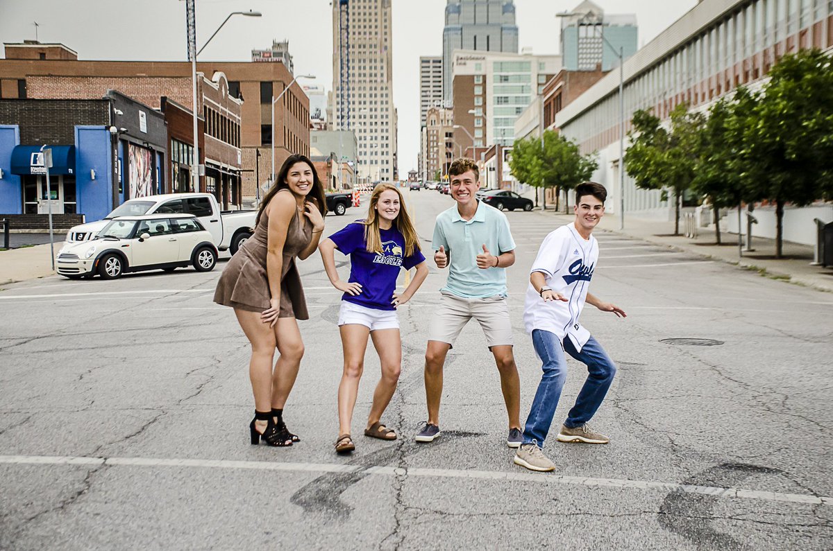 PhotographyCate's tweet photo. I have the cutest senior reps! Thanks for a fun evening, Nathan, @auhde13Yana @BaileyMStephan @JackValdez12 . It's going to be a great year! #SensationalSeniors2019 #OlatheWest #OlatheSouth #OlatheNorth https://t.co/oyAm1JvpvB