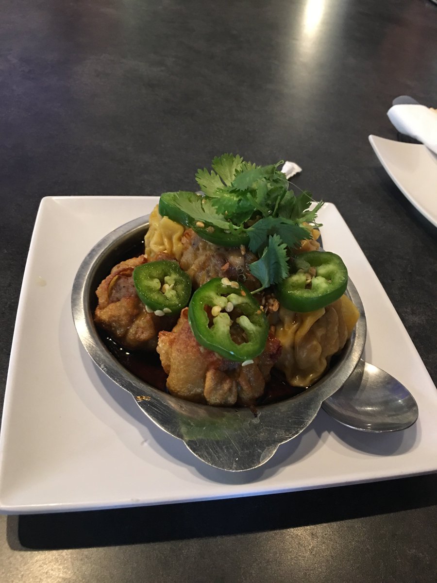 adaraspa's tweet photo. This was a DELICIOUS dinner we had at The Wild Thaiger in Phoenix, Arizona. 😋 #dinner #foodie #nomnomnom #thewildthaiger #thaifood #thai #wildthaiger #delicious #adara #adaraspa #adaraspanc #nails #facials #pecicure #manicure #pedimani #massage #messagetherapy #visitadaraspa https://t.co/fmWgWn5156