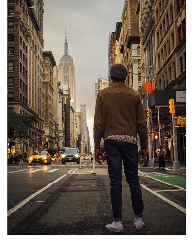 Andreskite's tweet photo. Big James in the #bigapple. 
@jamesgardinmusic 👊🏼💥 https://t.co/phXNgqmcEQ https://t.co/u5P0veqUnQ