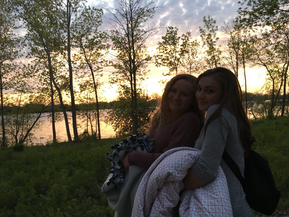 LibbyBreider's tweet photo. Happy birthday jordy💞💞💞 hope 18 is your best year yet🤪 https://t.co/jWcrZnYDrU