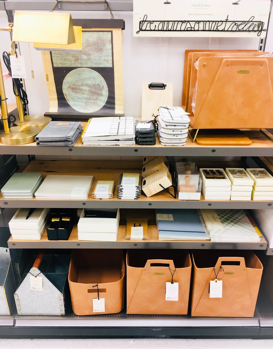 More #Hearth&amp;Hand to love. ❤️ #T0171 <a href="/dmasin88/">apexcreationnetwork</a> <a href="/Kunsman/">Laura Kunsman</a>