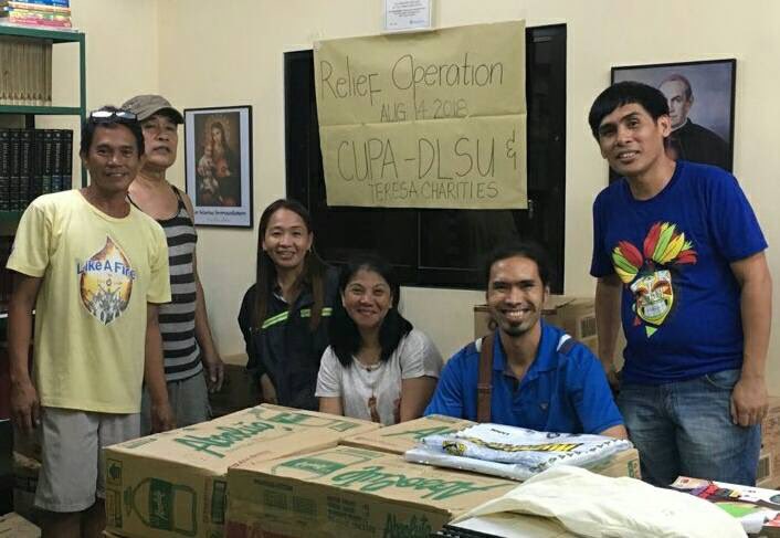cosca_official's tweet photo. [REPORT] 

Last night, COSCA delivered water, ready-to-eat food and hygiene supplies to the following communities: 

Brgy. San Isidro, Rodriguez, Rizal - 30 families
Brgy. San Vicente &amp; Old Capitol Site, QC - 100 families
Brgy. Bagong Silangan, QC - 634 Families

1/ https://t.co/CDtQJU03xB