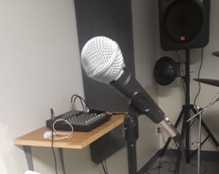 LuicidalA's tweet photo. Yes. I keep praying it will finally come together and get out there to have fun and play shows again.
#musicismylife #punkrock #punk #hardcorepunk #suicidaltendencies #SpeedMetal #vocals #Practice #punk #hardcore #slampit https://t.co/4GFnUd2ywh