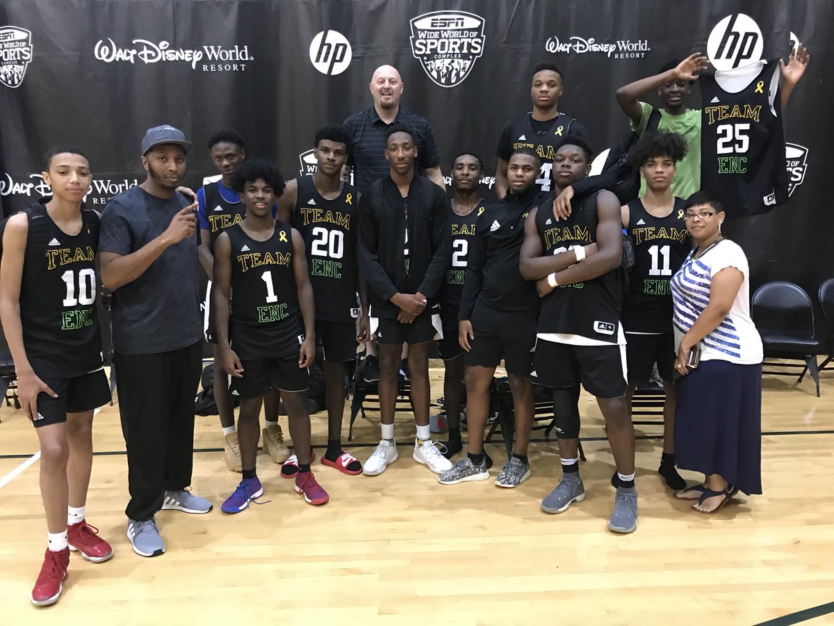 needham18's tweet photo. 🏀🔥Keep Climbing the Mountain and enjoying the process💯🏀! Special group of young men in this picture. @TeamENChoops @KingDavis0527 @wlifebball @ShykeimPhillips @JBarnhill_4 @taewitdajuice13 @1crusadersbask1 @reflectornews @BucketReel @Gtwotime @GeorgeJones2017 @moye_afrika https://t.co/rtrlJH8pth