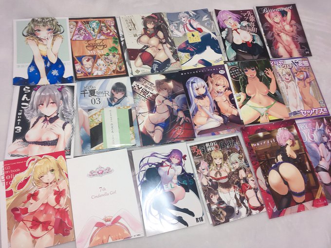 夏コミ94おつかれさまでした!差差し入れやご挨拶してくださった作家さんありがとうございました!お会いできてとっても嬉しかったです!大事に読ませていただきます。
食べ物も原稿のお供にさせていただきます。手紙は本当に活力になります、ありがとうございます! 